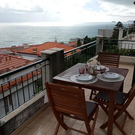 Blue Horizon Apartman *